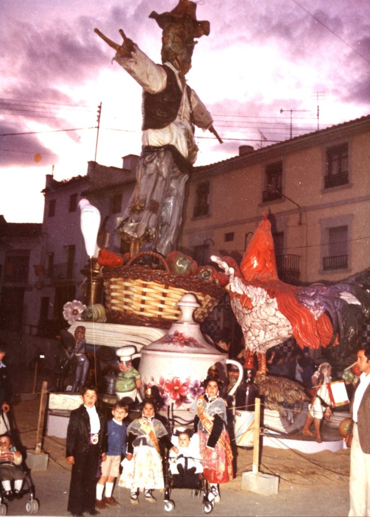 Falla Plaza Constitucion 1982. Foto Archivo L. Fenech.